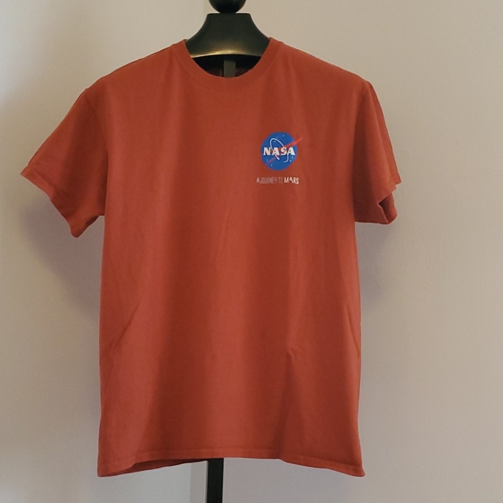 Journey to Mars NASA T-shirt Sz Large
